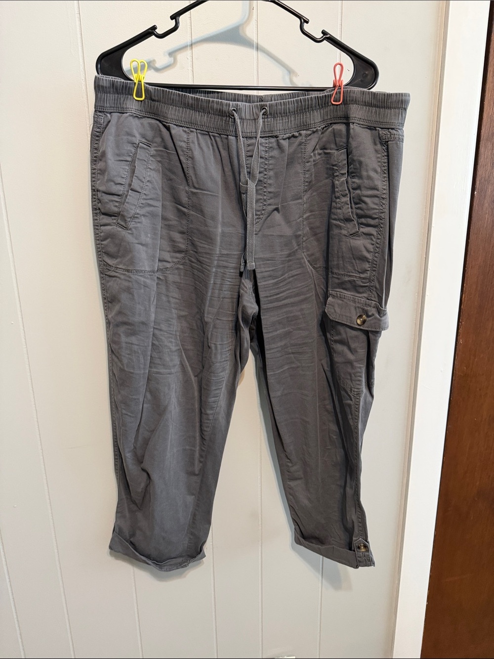 Sonoma Gray Capri Cargo Pants with Drawstring Waist